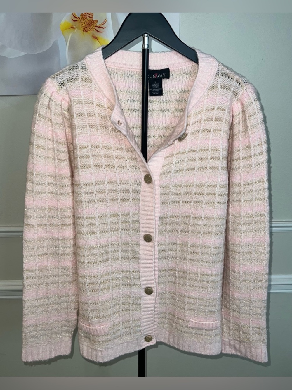 Women’s Tweed Knit Button Up Crewneck Cardigan Sweater! Size Large.